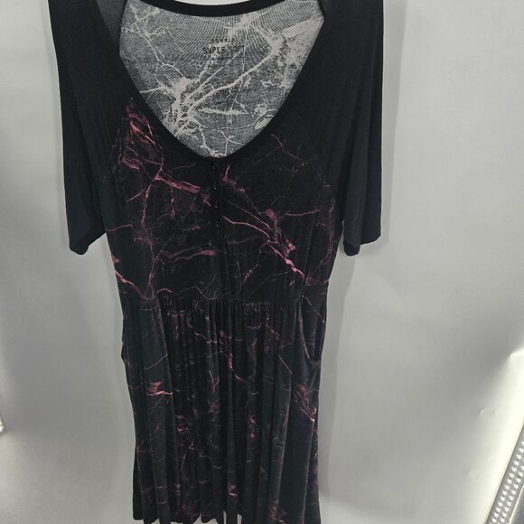 Torrid Black Pink Super Soft Marble Galaxy Raglan Sleeve Midi Dress Size 1/1X - Picture 1 of 11